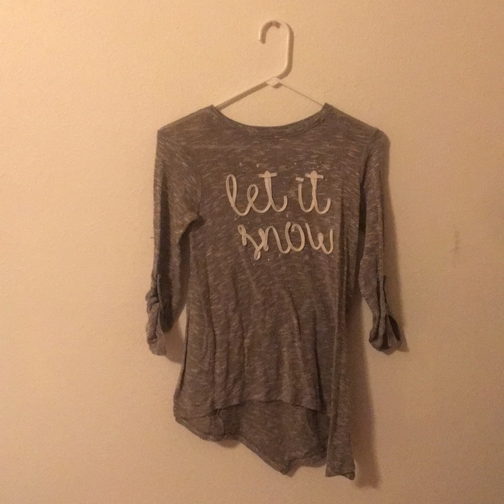 Quarter length sleeve let it snow gray top